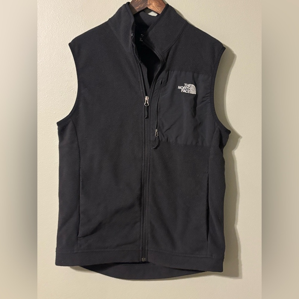 The North Face Men's Charcoal Fleece Vest